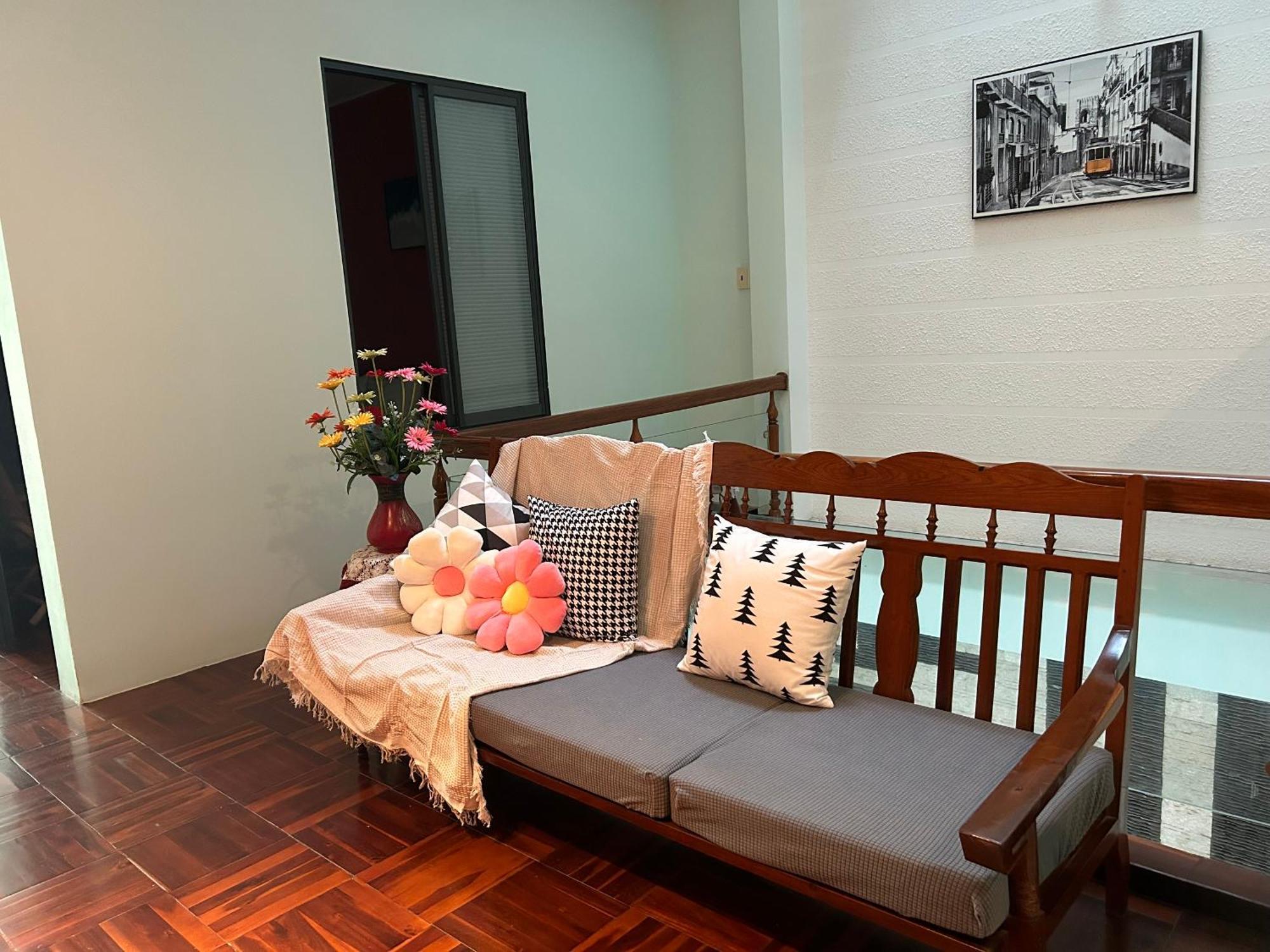 Nang Homestay Туй Хоа Екстериор снимка