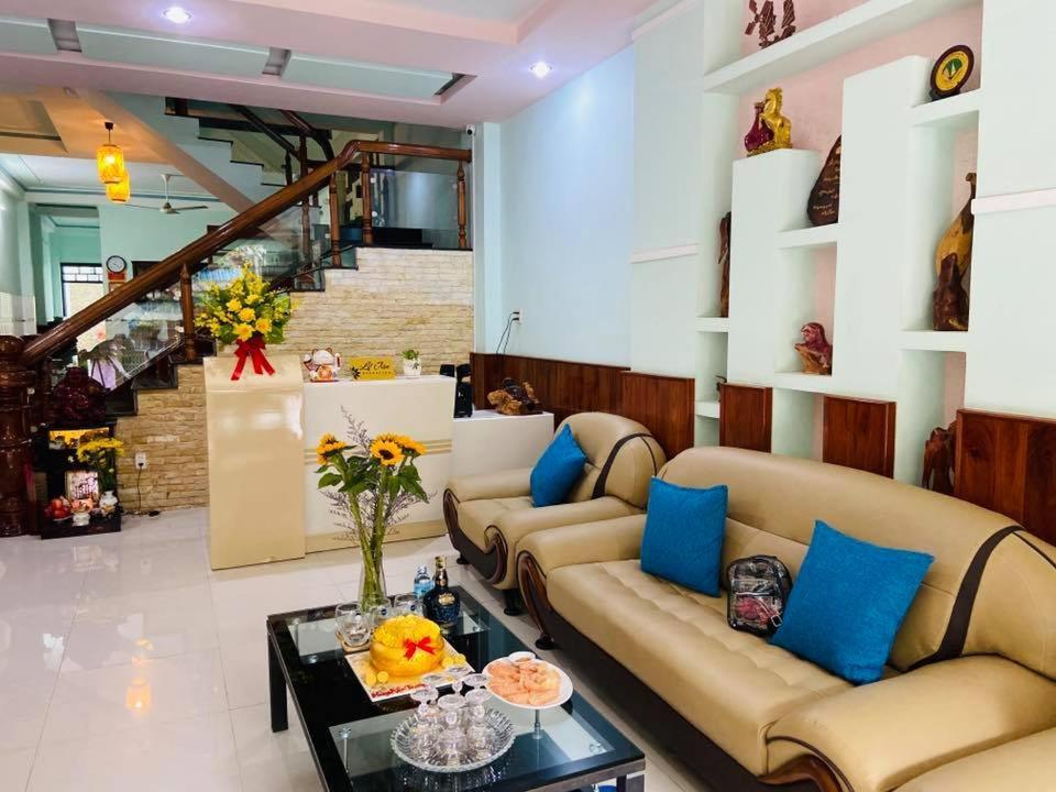 Nang Homestay Туй Хоа Екстериор снимка