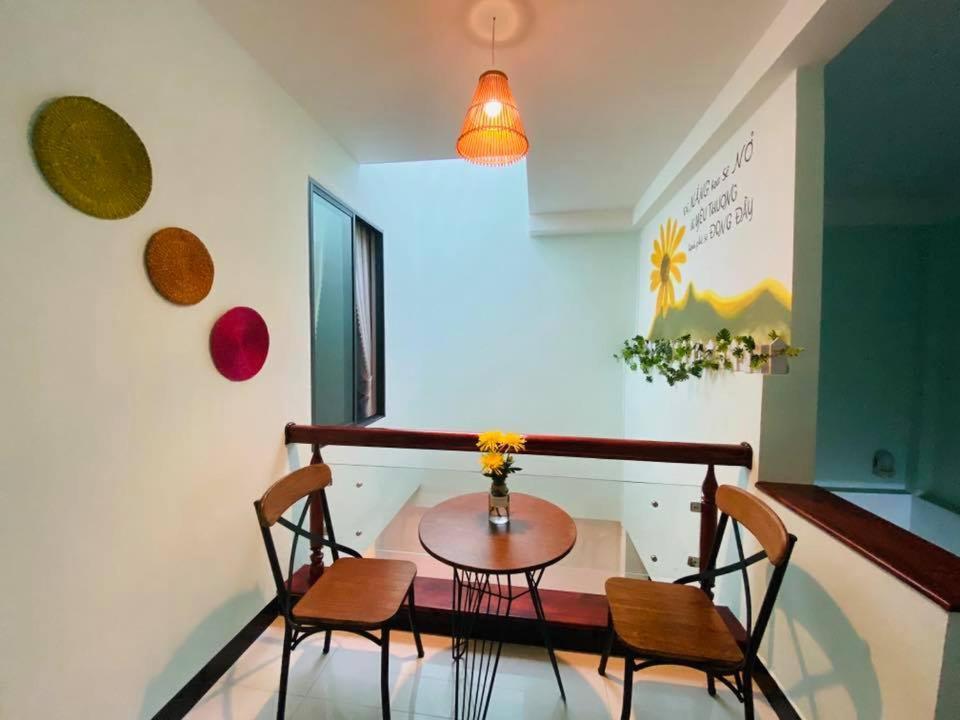 Nang Homestay Туй Хоа Екстериор снимка